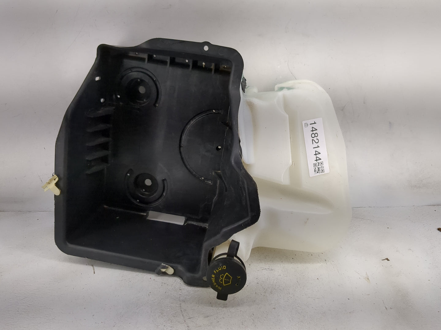 2009-2014 Ford F-150 Windshield Washer Fluid Reservoir Bottle 1482144 - Oemusedautoparts1.com