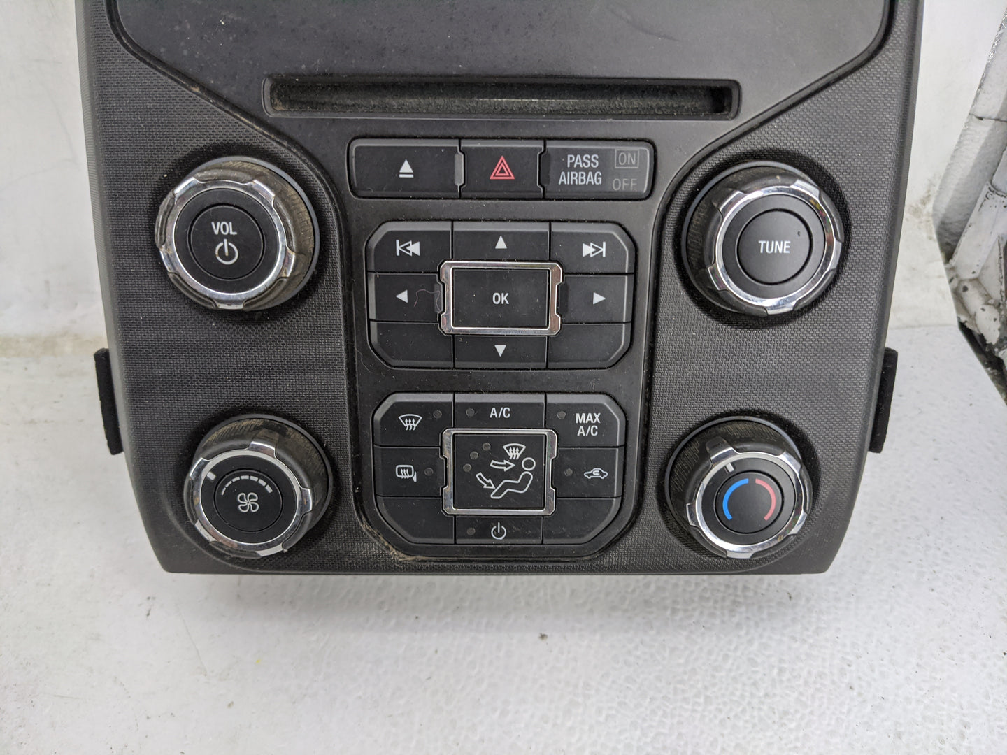 2013-2013 Ford F-150 Radio Control Panel 1483036 - Oemusedautoparts1.com