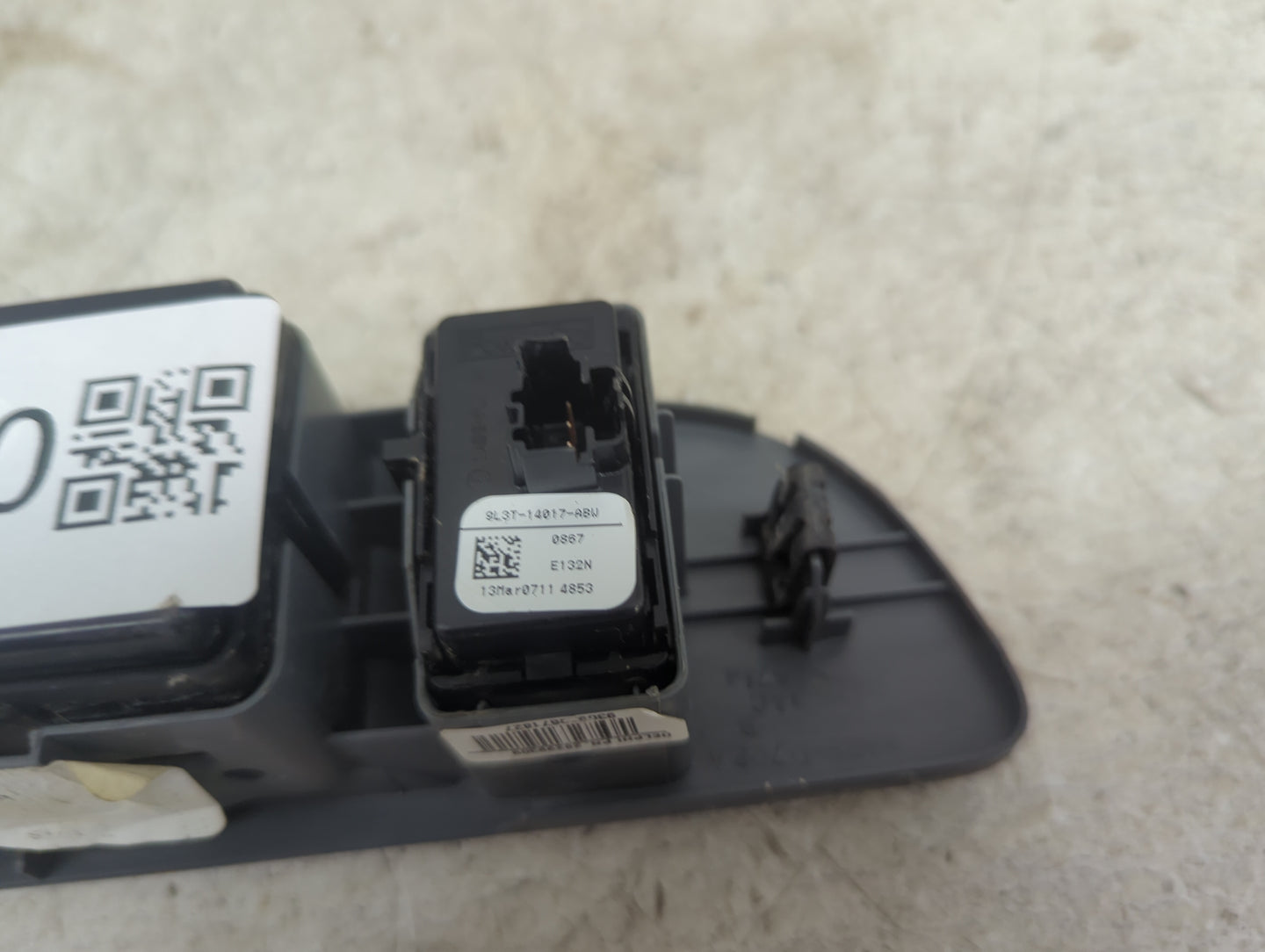 2010-2014 Ford F-150 Master Power Window Switch Replacement Driver Side Left P/N:28299309 9L3T-14017-ABW Fits OEM Used Auto 