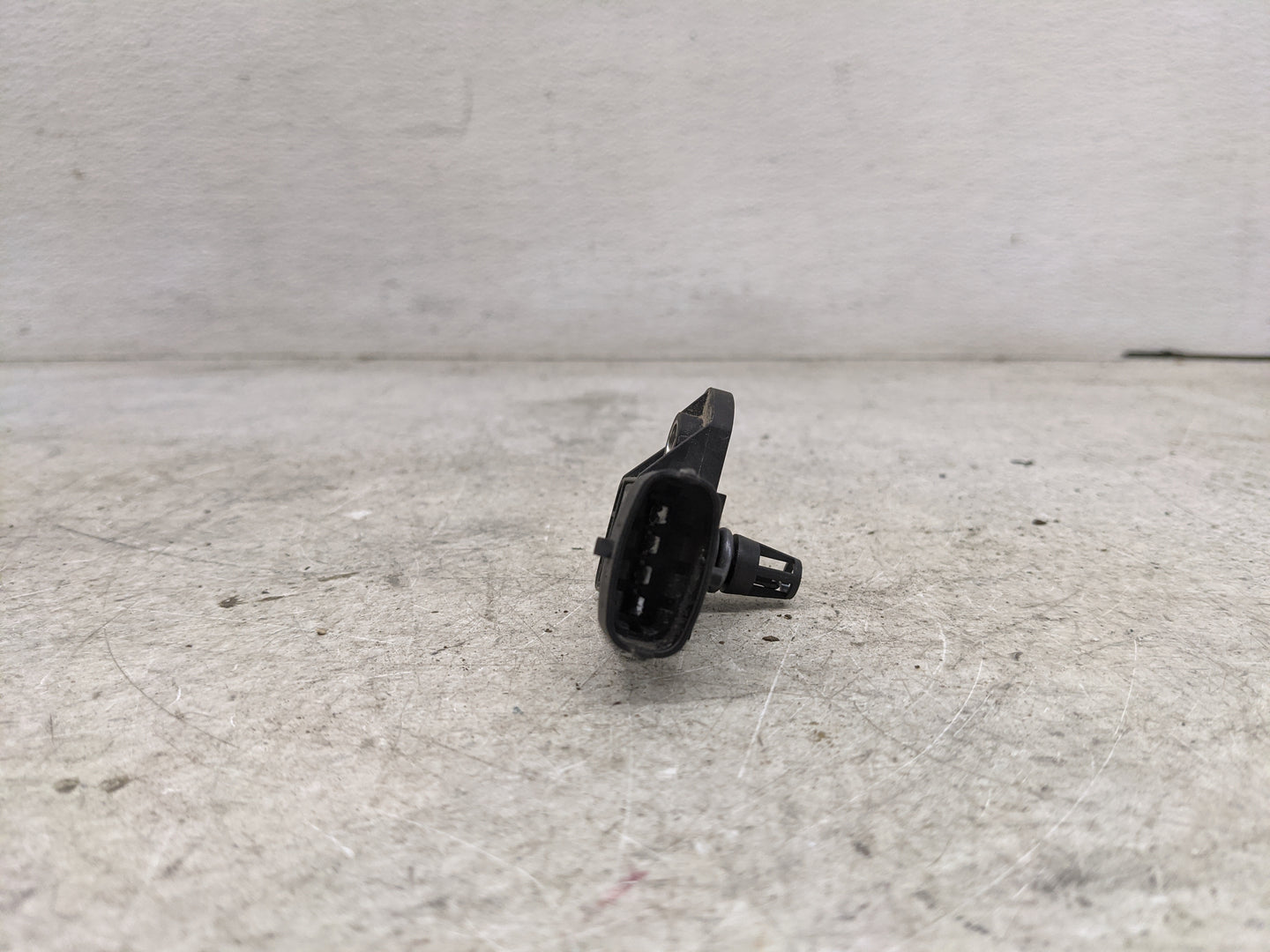 2010-2020 Ford F-150 Mass Air Flow Meter Maf 1485954 - Oemusedautoparts1.com