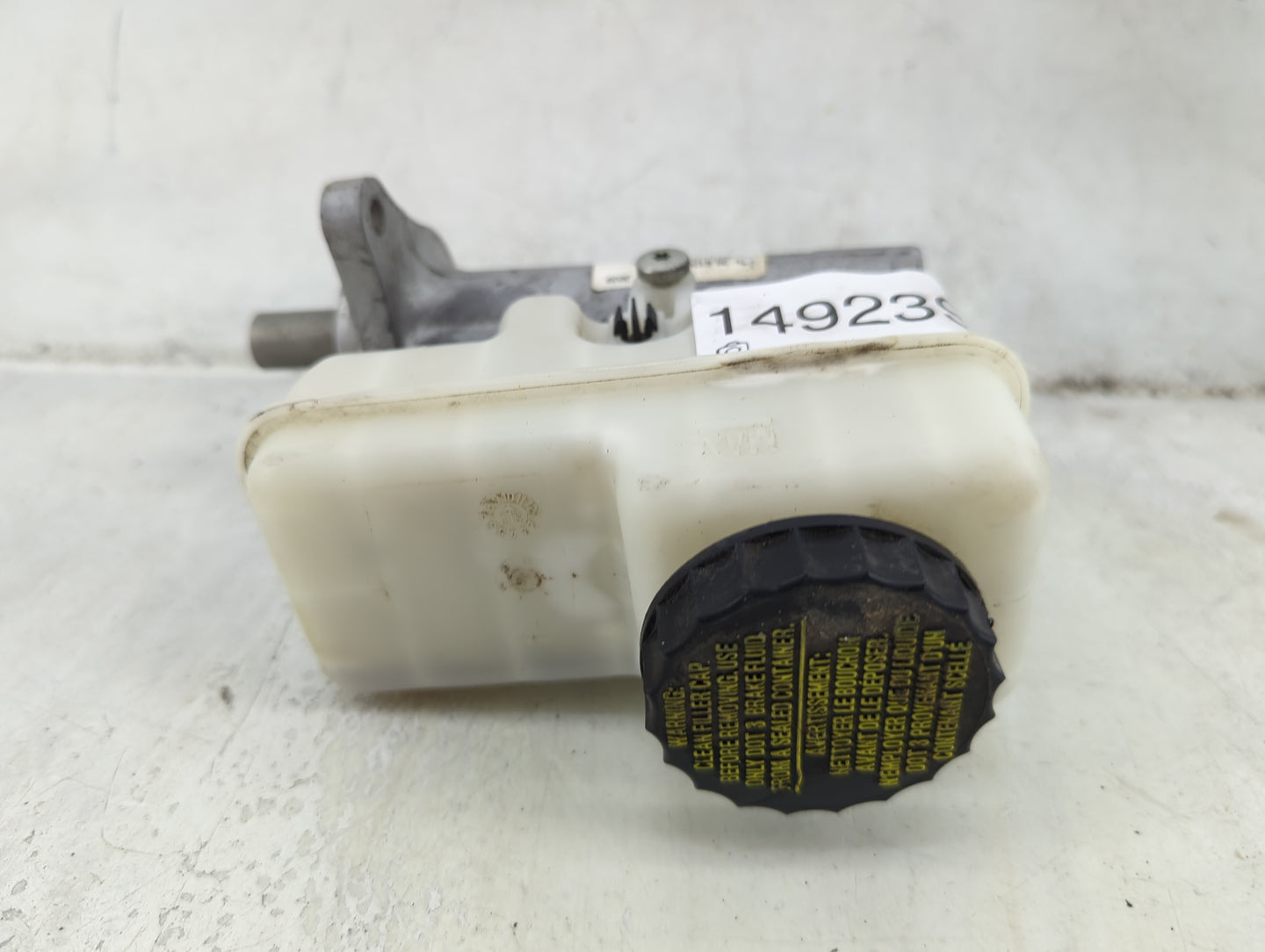 2011-2013 Ford F-150 Brake Master Cylinder 1492396 - Oemusedautoparts1.com