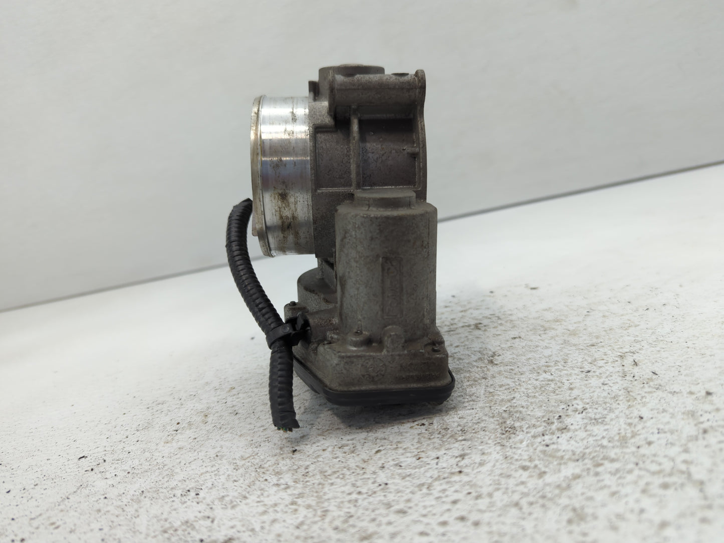 2011-2016 Ford F-150 Throttle Body P/N:13008 4006130 Fits Fits 2011 2012 2013 2014 2015 2016 2017 2018 2019 OEM Used Auto Pa