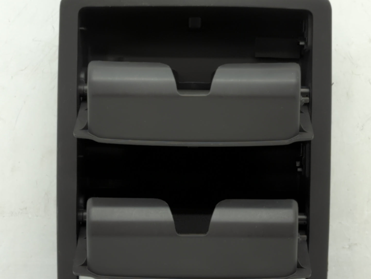 2009-2014 Ford F-150 Center Floor Console P/N:9L34-13D776-C 18638012001 Fits Fits 2009 2010 2011 2012 2013 2014 OEM Used Aut