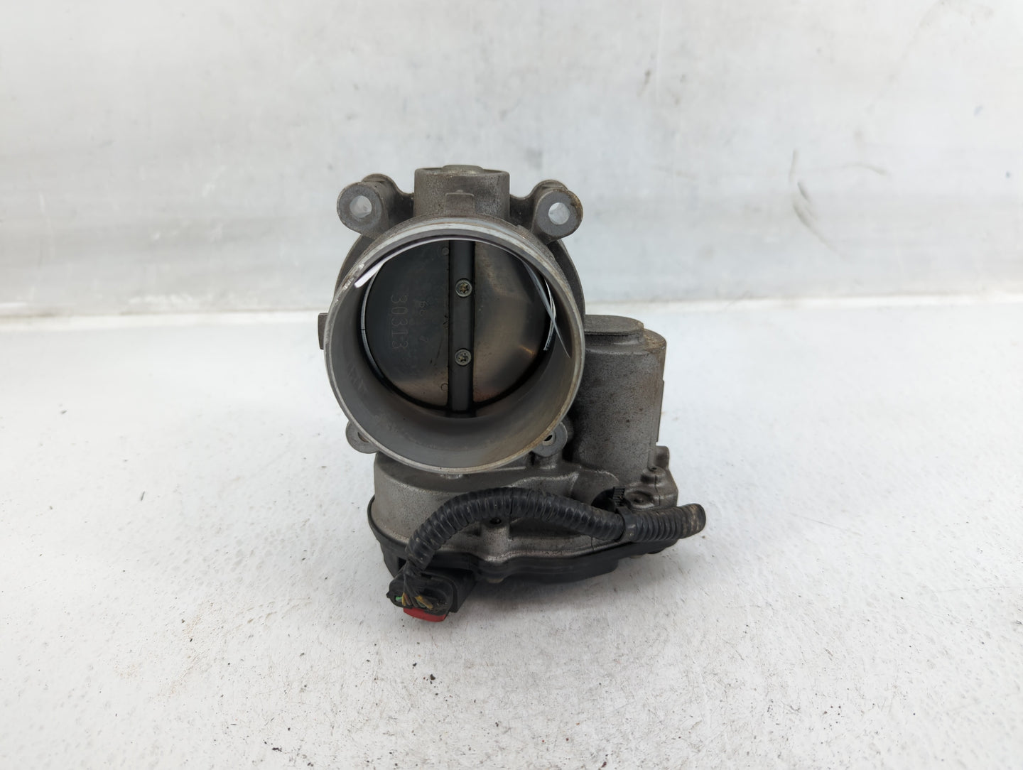 2011-2016 Ford F-150 Throttle Body Fits Fits 2011 2012 2013 2014 2015 2016 2017 2018 2019 OEM Used Auto Parts - Oemusedautop