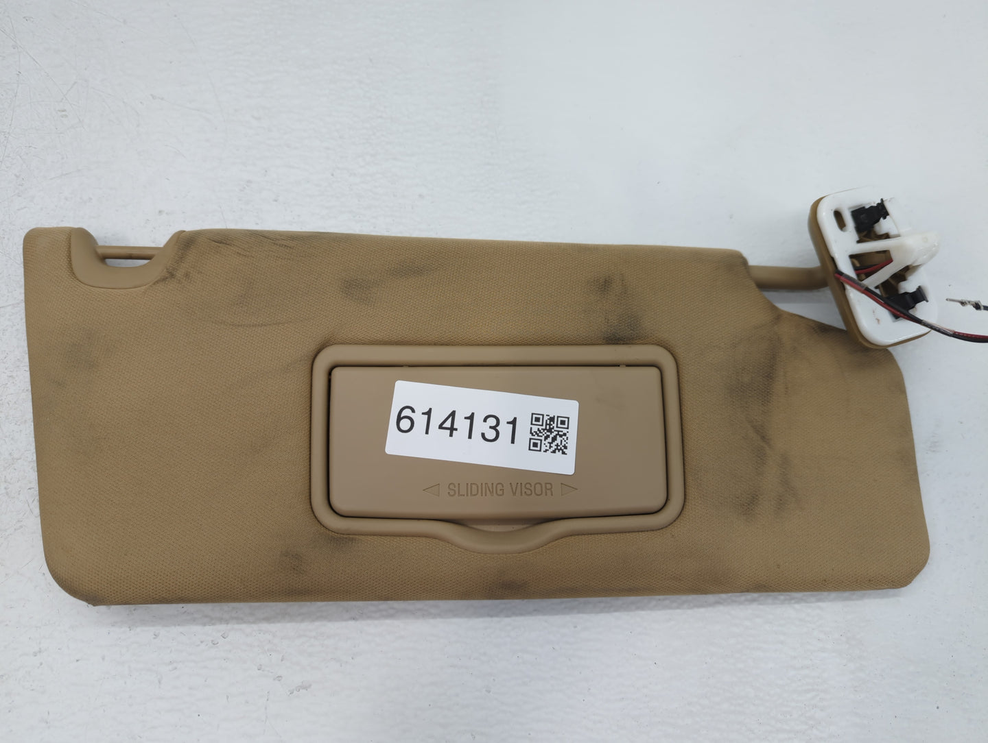 2010-2014 Ford F-150 Sun Visor Shade Replacement Passenger Right Mirror Fits Fits 2010 2011 2012 2013 2014 OEM Used Auto Par