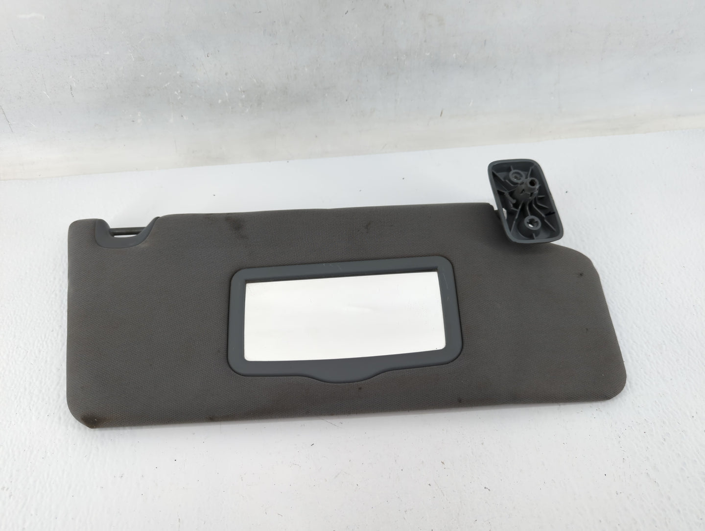 2011-2014 Ford F-150 Sun Visor Shade Replacement Driver Left Mirror Fits Fits 2011 2012 2013 2014 OEM Used Auto Parts - Oemu