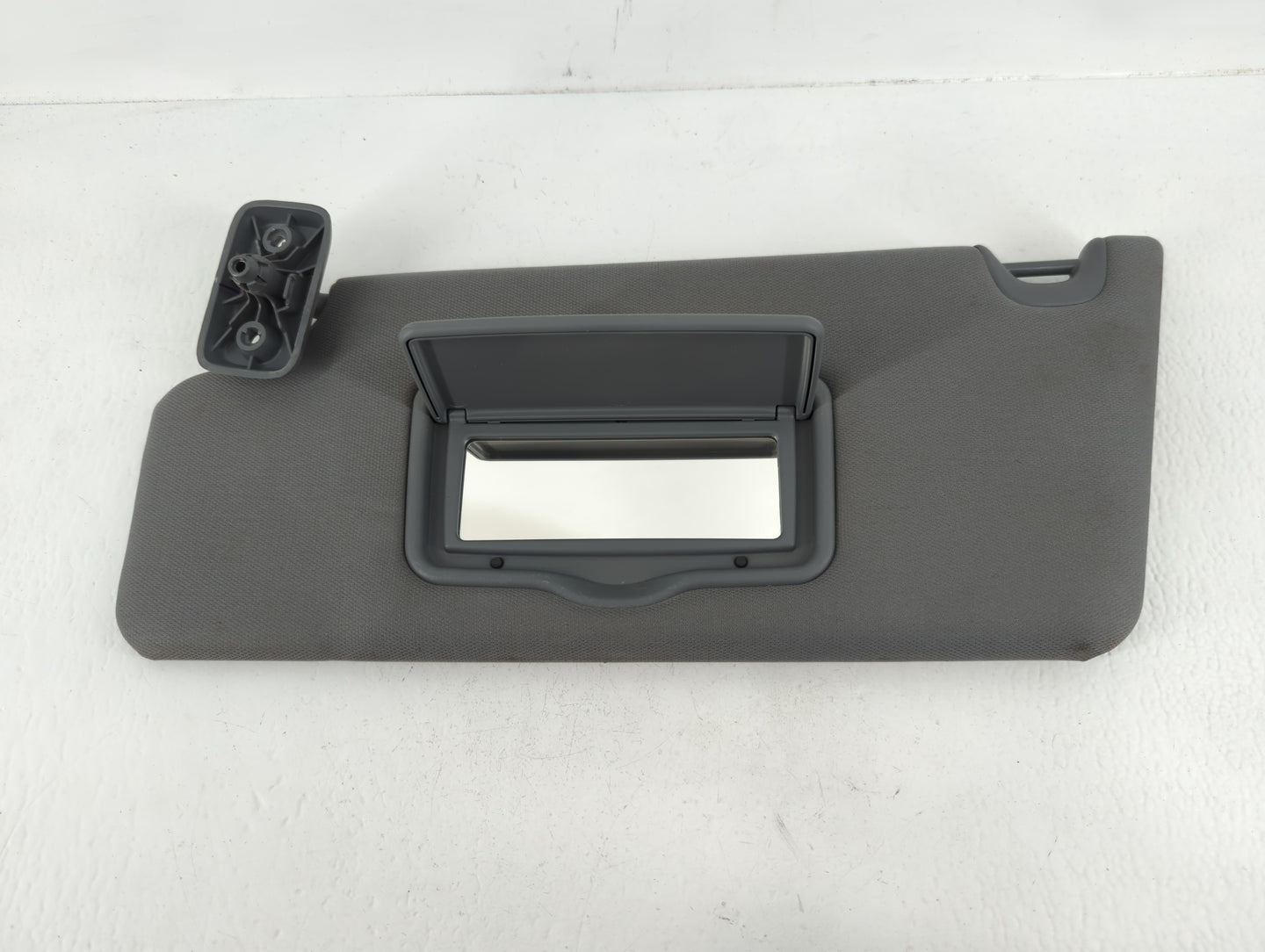 2010-2014 Ford F-150 Sun Visor Shade Replacement Passenger Right Mirror Fits Fits 2010 2011 2012 2013 2014 OEM Used Auto Par