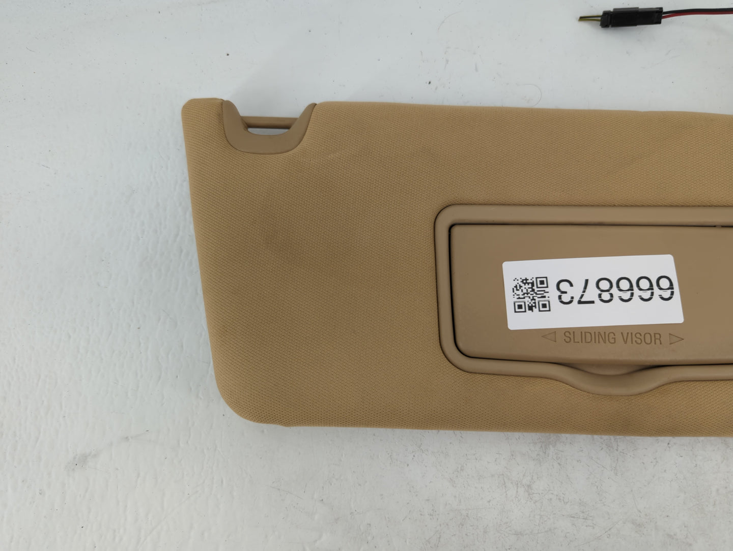 2010-2014 Ford F-150 Sun Visor Shade Replacement Passenger Right Mirror Fits Fits 2010 2011 2012 2013 2014 OEM Used Auto Par
