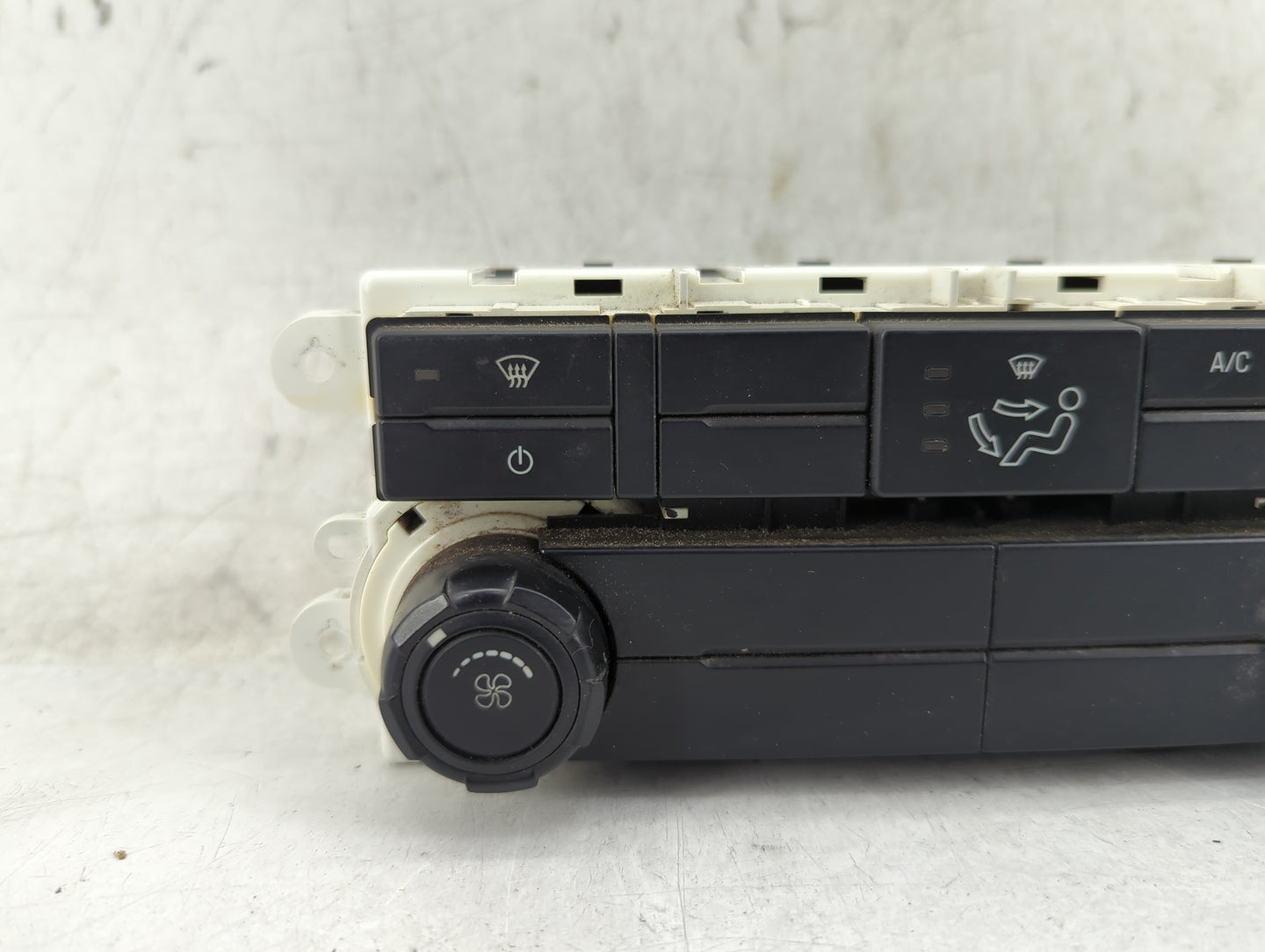 2011-2016 Ford F-250 Super Duty Climate Control Module Temperature AC/Heater Replacement P/N:BC3T-19980-DB Fits OEM Used Aut