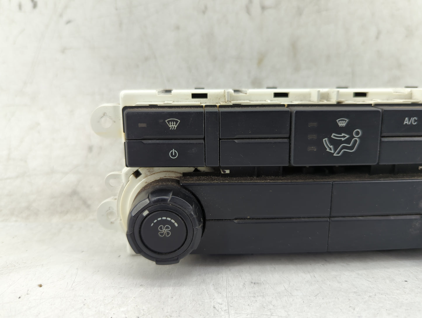 2011-2016 Ford F-250 Super Duty Climate Control Module Temperature AC/Heater Replacement P/N:BC3T-19980-DB Fits OEM Used Aut