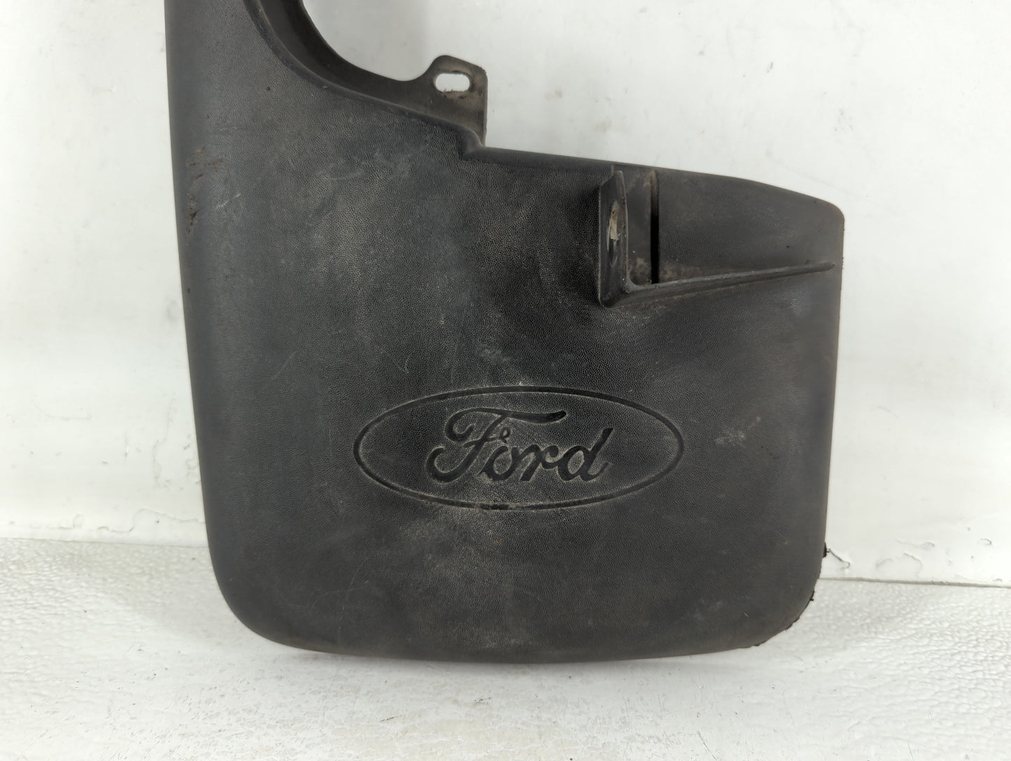 2013 Ford F-350 Super Duty Mud Flap splash shield - Oemusedautoparts1.com
