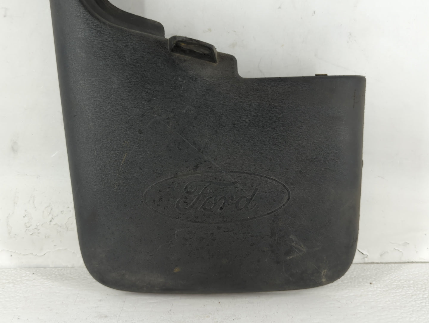 2013 Ford F-350 Super Duty Mud Flap - Oemusedautoparts1.com