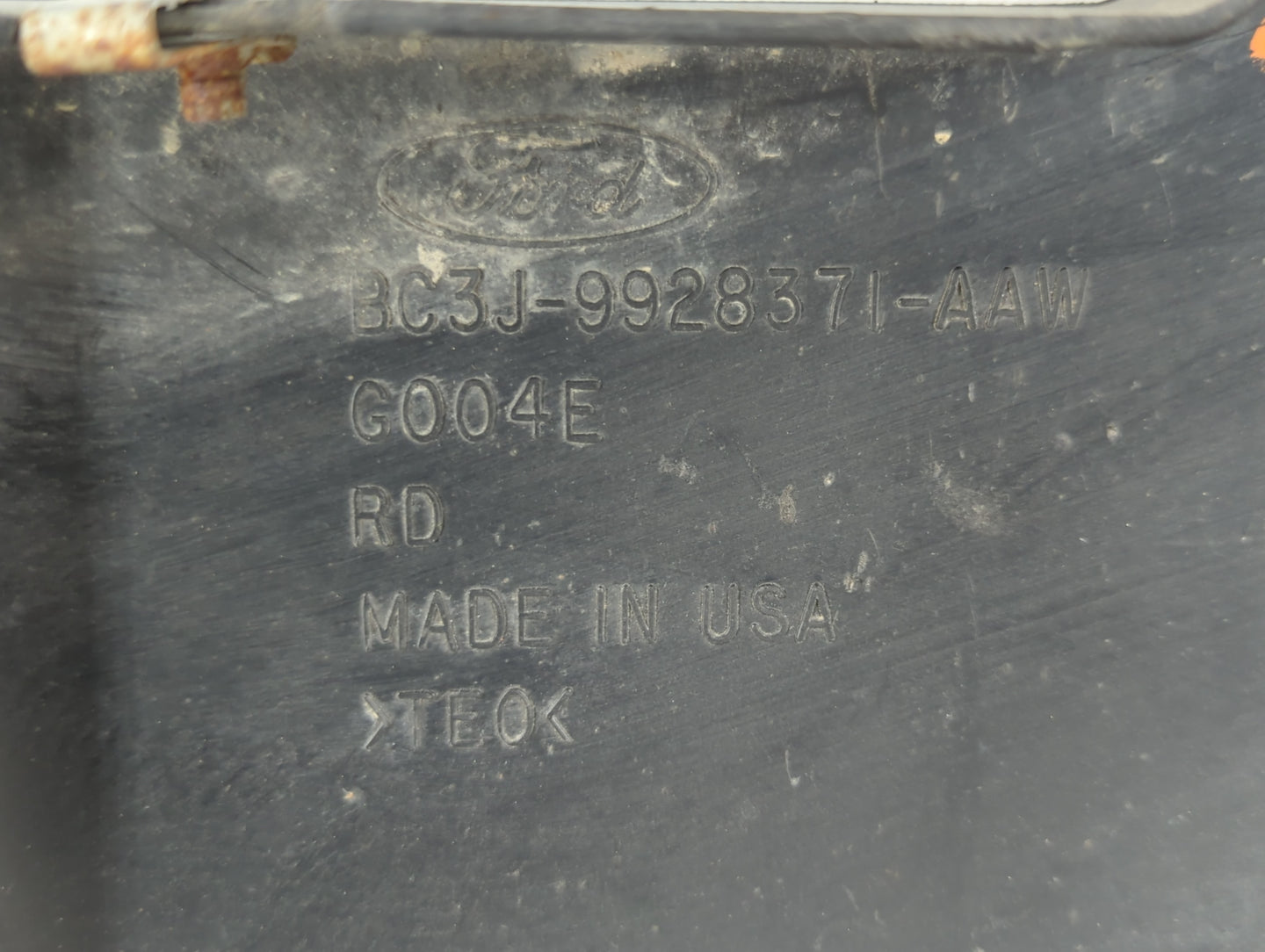 2013 Ford F-350 Super Duty Mud Flap - Oemusedautoparts1.com