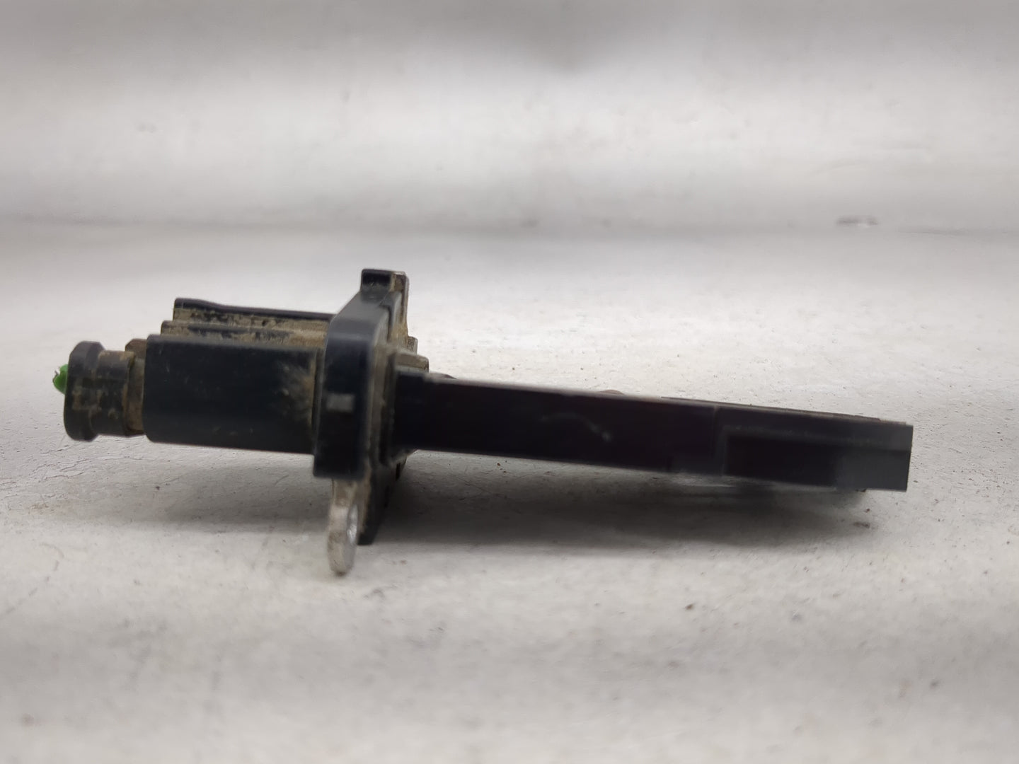 Ford F150 Mass Air Flow Meter Maf 1485564 - Oemusedautoparts1.com