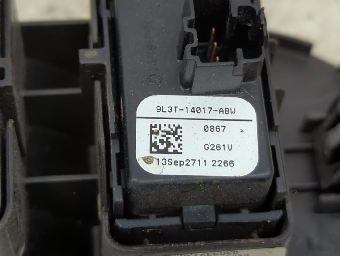 2013 Ford F150 Master Power Window Switch Replacement Driver Side Left P/N:9L3T-14017-ABW Fits OEM Used Auto Parts - Oemused