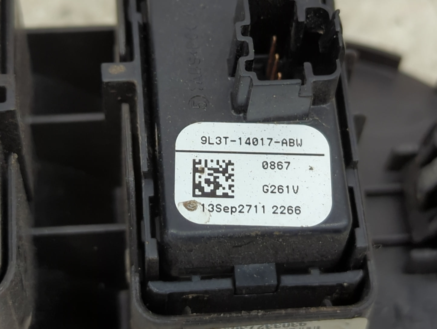 2013 Ford F150 Master Power Window Switch Replacement Driver Side Left P/N:9L3T-14017-ABW Fits OEM Used Auto Parts - Oemused