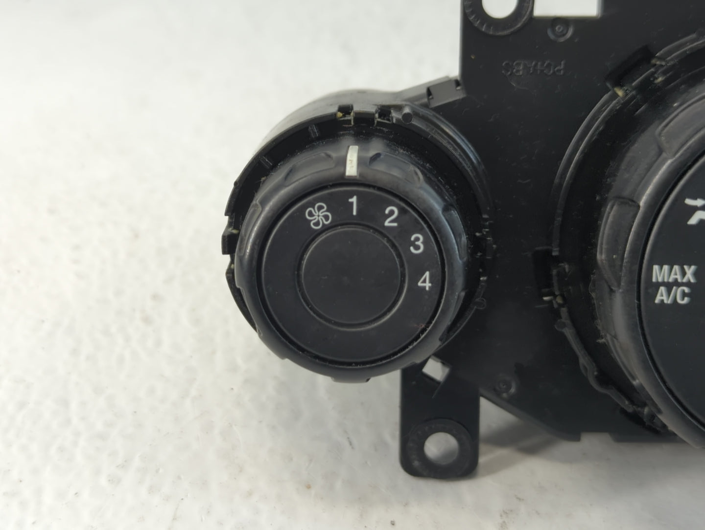 2011-2013 Ford Fiesta Climate Control Module Temperature AC/Heater Replacement P/N:121012083025 AE83 19980 AH Fits OEM Used 