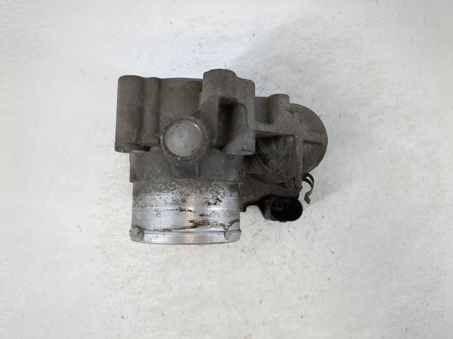 2011-2014 Ford Fiesta Throttle Body P/N:7S7G-9F991-B7A Fits Fits 2011 2012 2013 2014 OEM Used Auto Parts - Oemusedautoparts1