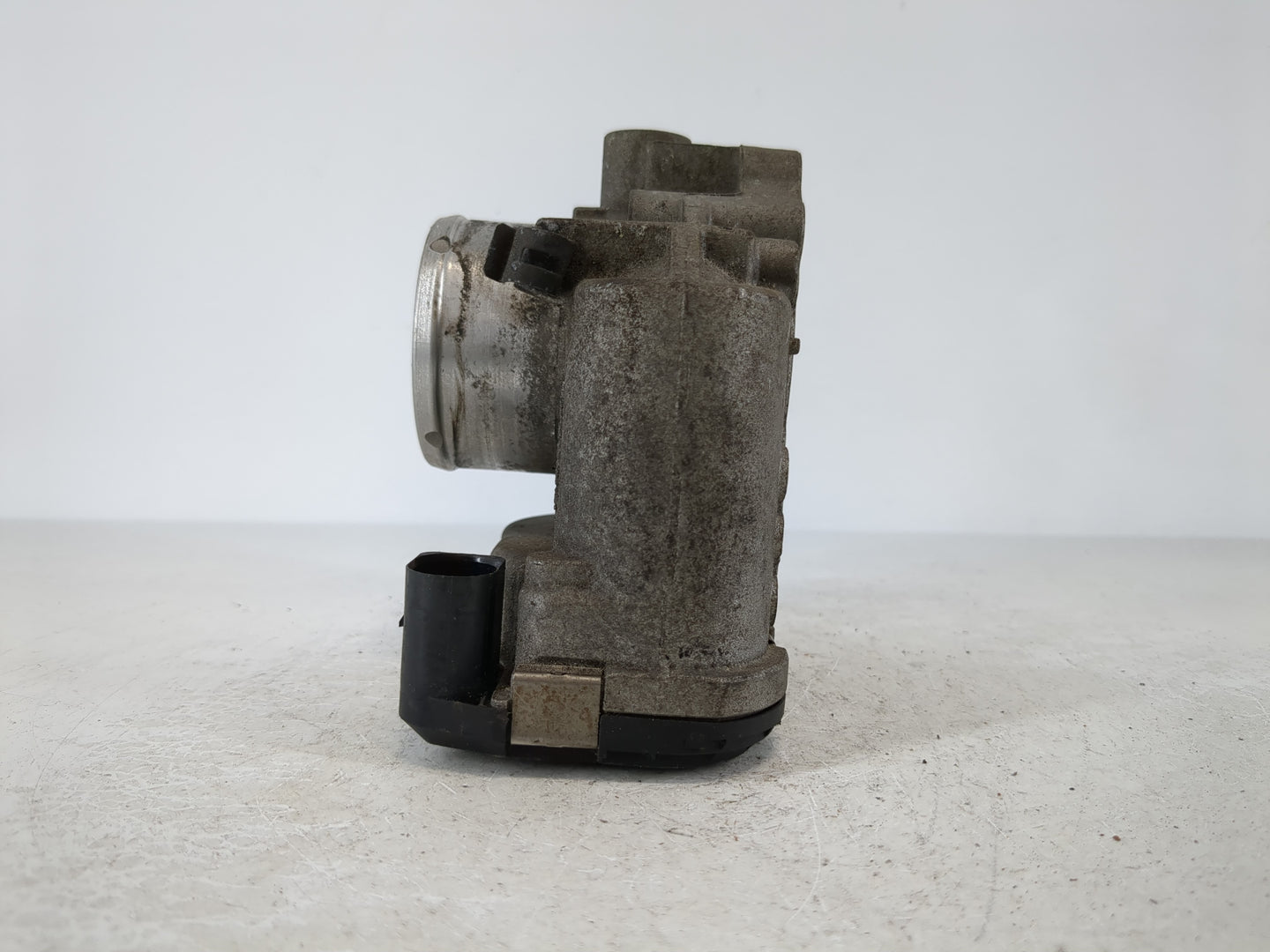 2011-2014 Ford Fiesta Throttle Body P/N:7S7G-9F991-B7A Fits Fits 2011 2012 2013 2014 OEM Used Auto Parts - Oemusedautoparts1