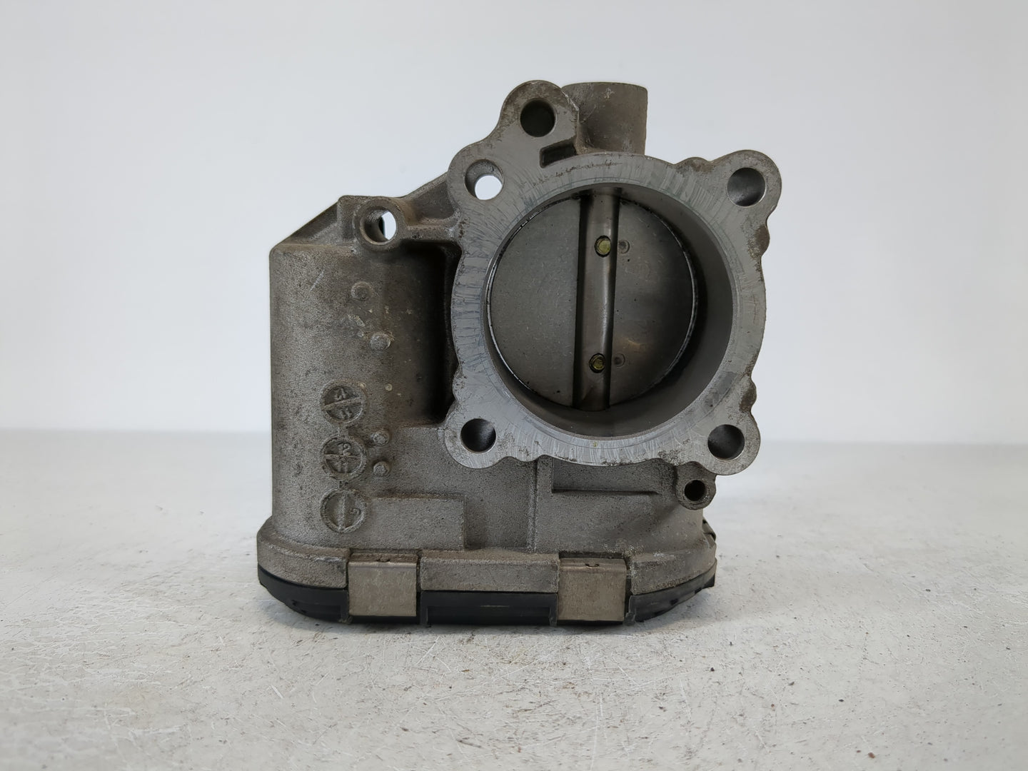 2011-2014 Ford Fiesta Throttle Body P/N:7S7G-9F991-B7A Fits Fits 2011 2012 2013 2014 OEM Used Auto Parts - Oemusedautoparts1