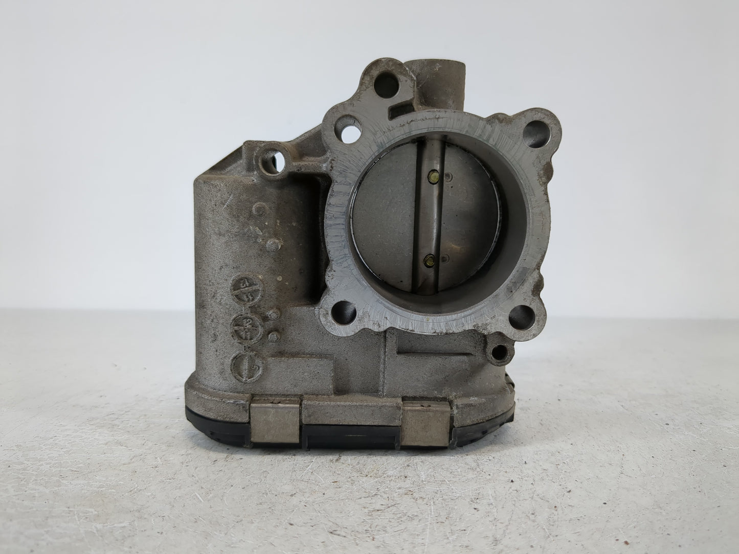 2011-2014 Ford Fiesta Throttle Body P/N:7S7G-9F991-B7A Fits Fits 2011 2012 2013 2014 OEM Used Auto Parts - Oemusedautoparts1