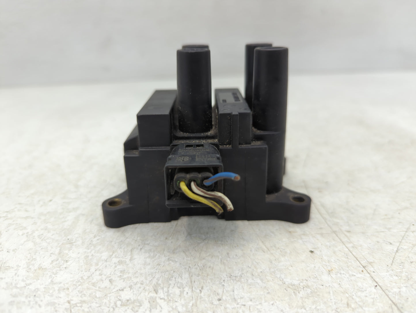 2011-2013 Ford Fiesta Ignition Coil Igniter Pack - Oemusedautoparts1.com