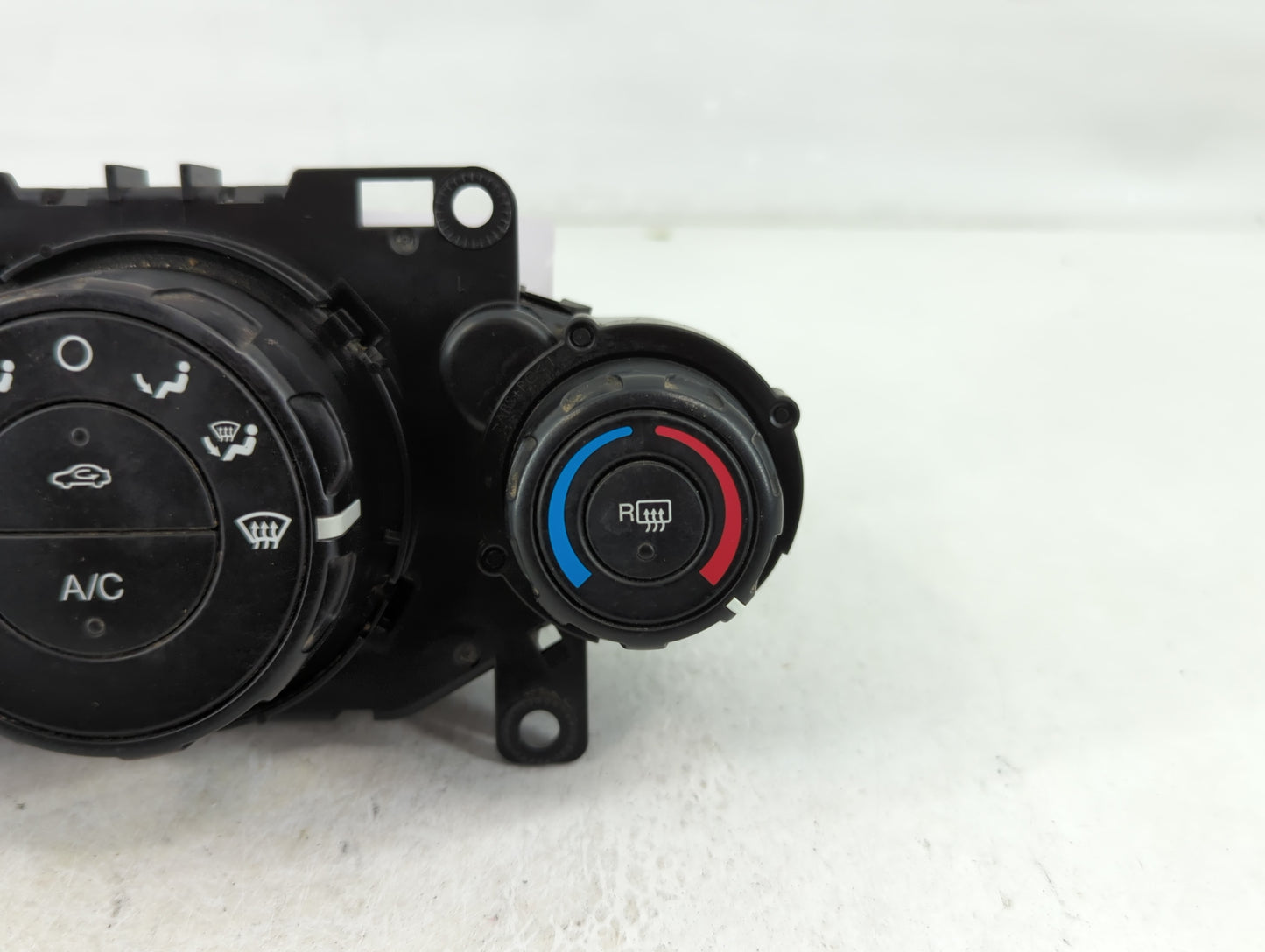 2011-2013 Ford Fiesta Climate Control Module Temperature AC/Heater Replacement P/N:AE83 19980 AH Fits Fits 2011 2012 2013 OE