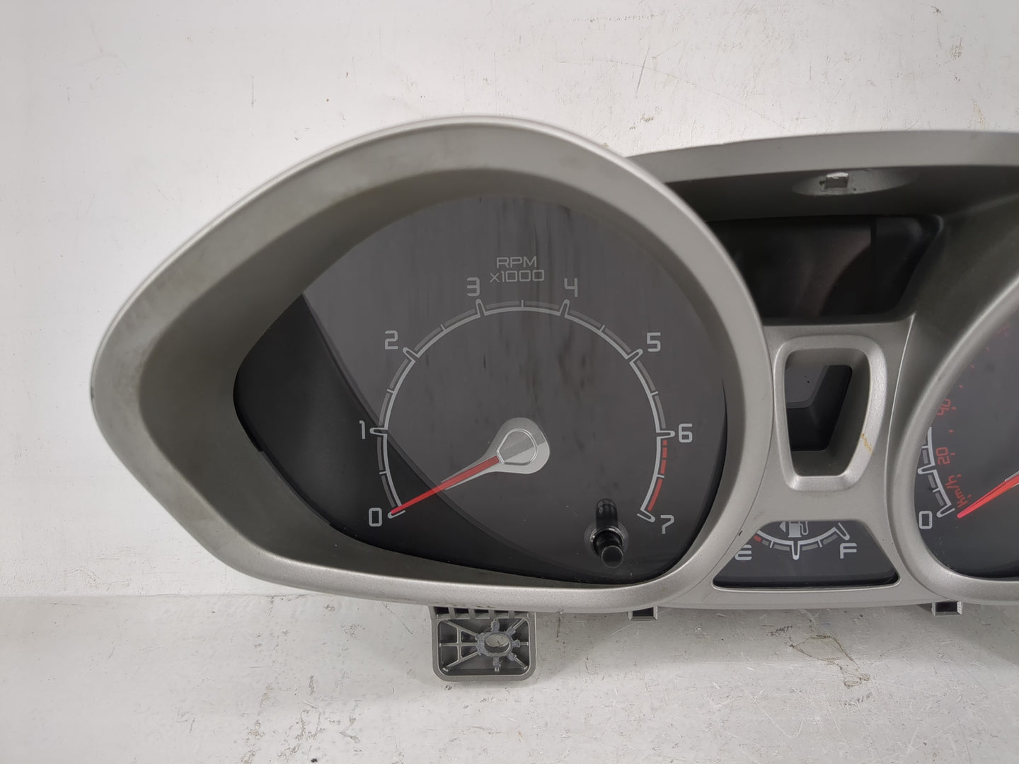 2012-2013 Ford Fiesta Instrument Cluster Speedometer Gauges P/N:DE8T-10849-CB Fits Fits 2012 2013 OEM Used Auto Parts - Oemu