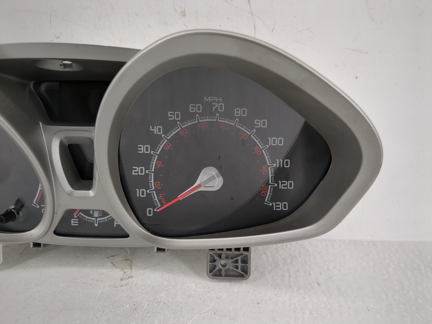 2012-2013 Ford Fiesta Instrument Cluster Speedometer Gauges P/N:DE8T-10849-CB Fits Fits 2012 2013 OEM Used Auto Parts - Oemu