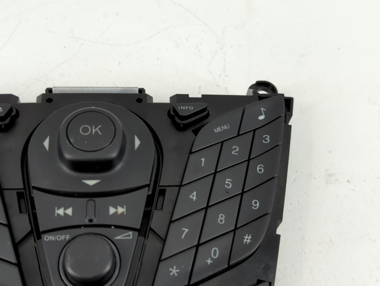 2013-2013 Ford Fiesta Radio Control Panel - Oemusedautoparts1.com