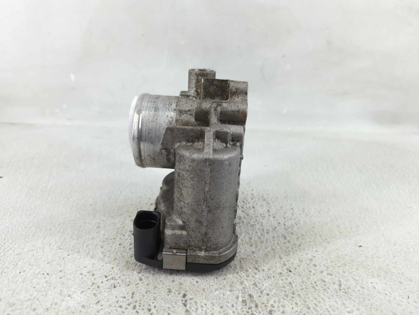 2011-2014 Ford Fiesta Throttle Body P/N:0 280 750 560 7S7G-9F991-B7A Fits Fits 2011 2012 2013 2014 OEM Used Auto Parts - Oem