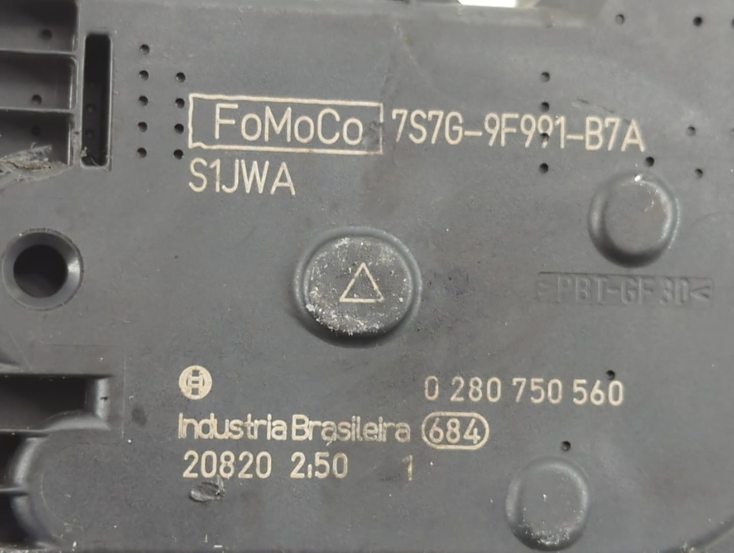 2011-2014 Ford Fiesta Throttle Body P/N:0 280 750 560 7S7G-9F991-B7A Fits Fits 2011 2012 2013 2014 OEM Used Auto Parts - Oem