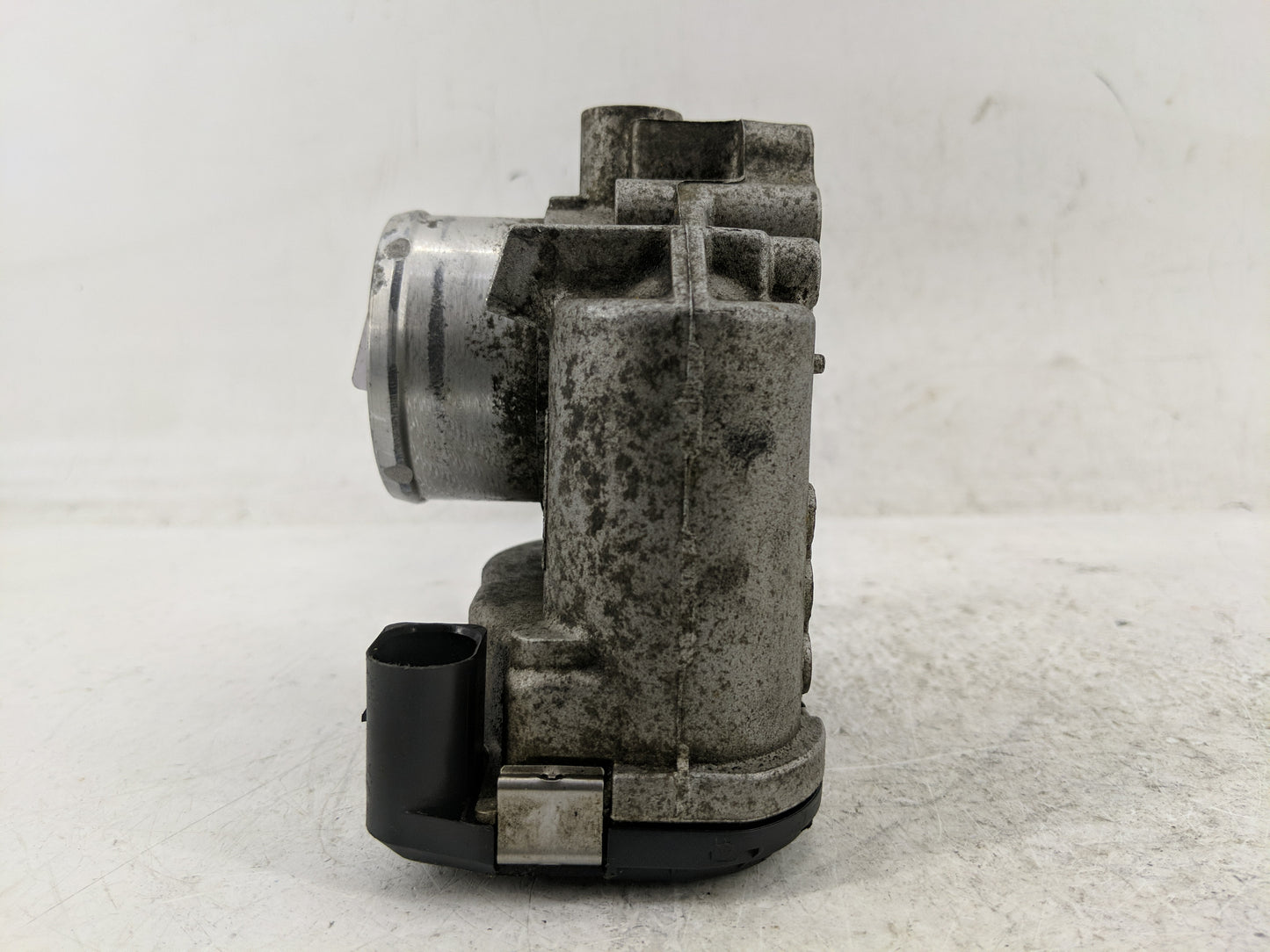 2011-2014 Ford Fiesta Throttle Body P/N:7S7G-9F991-B7A Fits Fits 2011 2012 2013 2014 OEM Used Auto Parts - Oemusedautoparts1