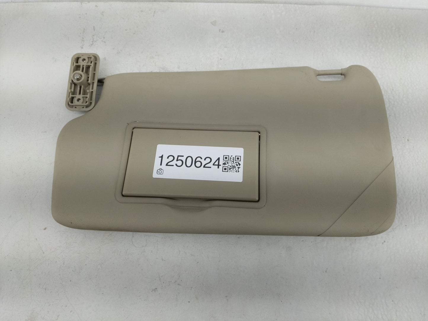 2011-2013 Ford Fiesta Sun Visor Shade Replacement Passenger Right Mirror Fits Fits 2011 2012 2013 OEM Used Auto Parts - Oemu