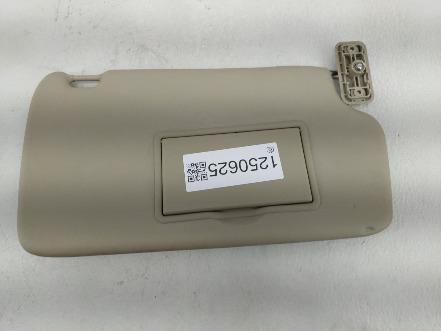 2011-2013 Ford Fiesta Sun Visor Shade Replacement Driver Left Mirror Fits Fits 2011 2012 2013 OEM Used Auto Parts - Oemuseda