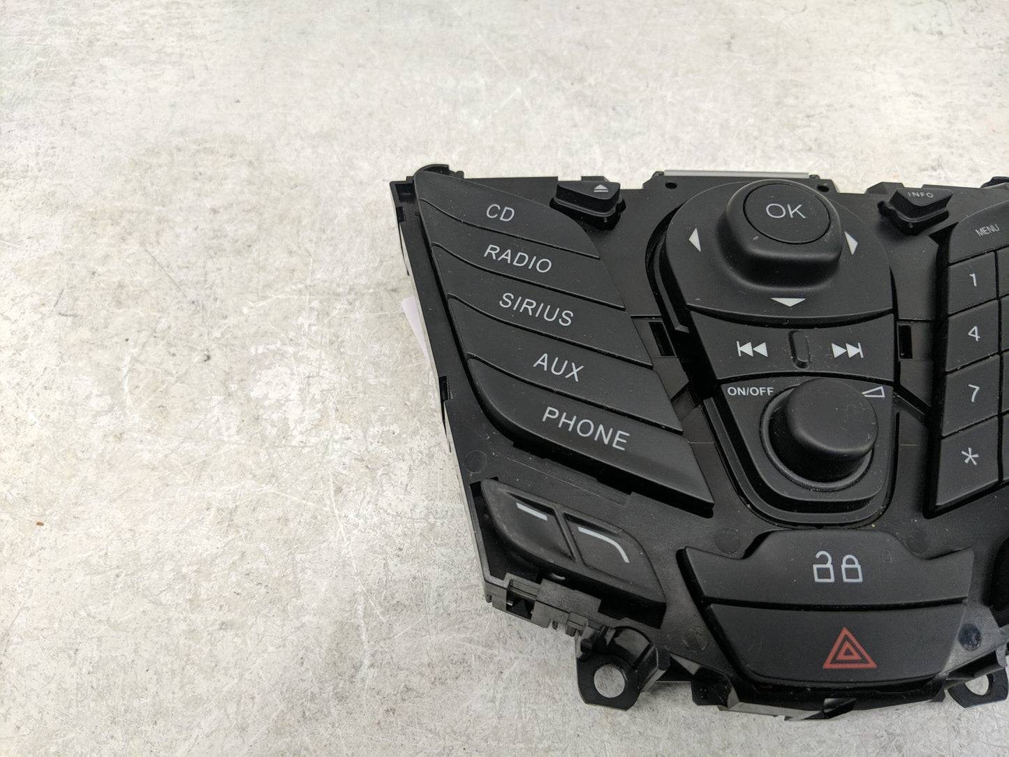2013 Ford Fiesta Radio AM FM Cd Player Receiver Replacement P/N:AE8T18K811BB Fits OEM Used Auto Parts - Oemusedautoparts1.co