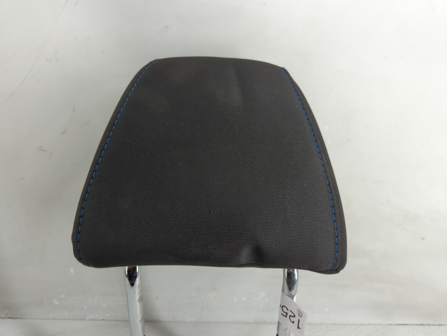 2013 Ford Fiesta Headrest Head Rest Rear Seat Fits OEM Used Auto Parts - Oemusedautoparts1.com