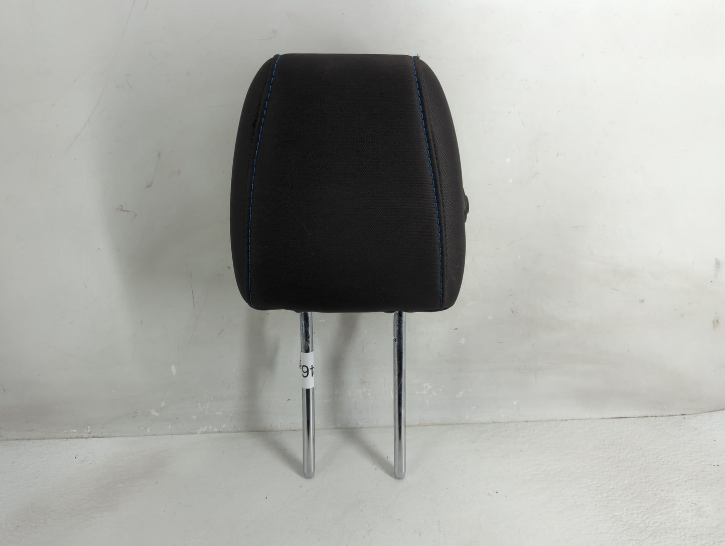 Ford Fiesta Headrest Head Rest Front Driver Passenger Seat Black - Oemusedautoparts1.com