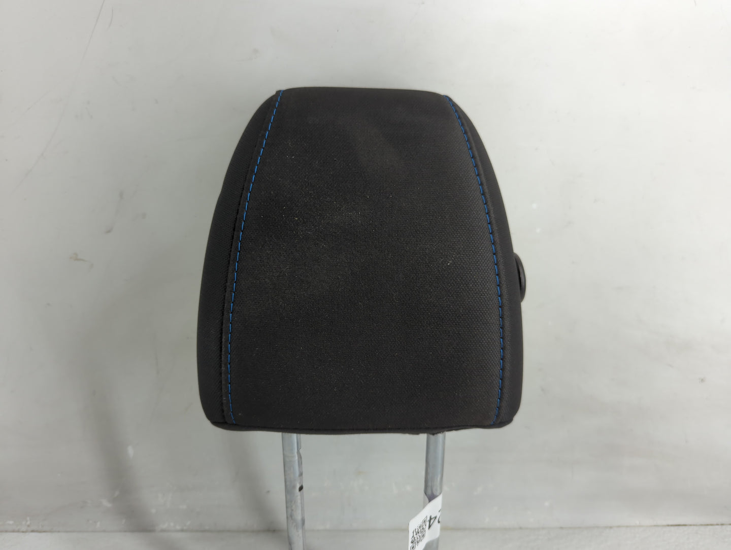 2013 Ford Fiesta Headrest Head Rest Front Driver Passenger Seat Fits OEM Used Auto Parts - Oemusedautoparts1.com