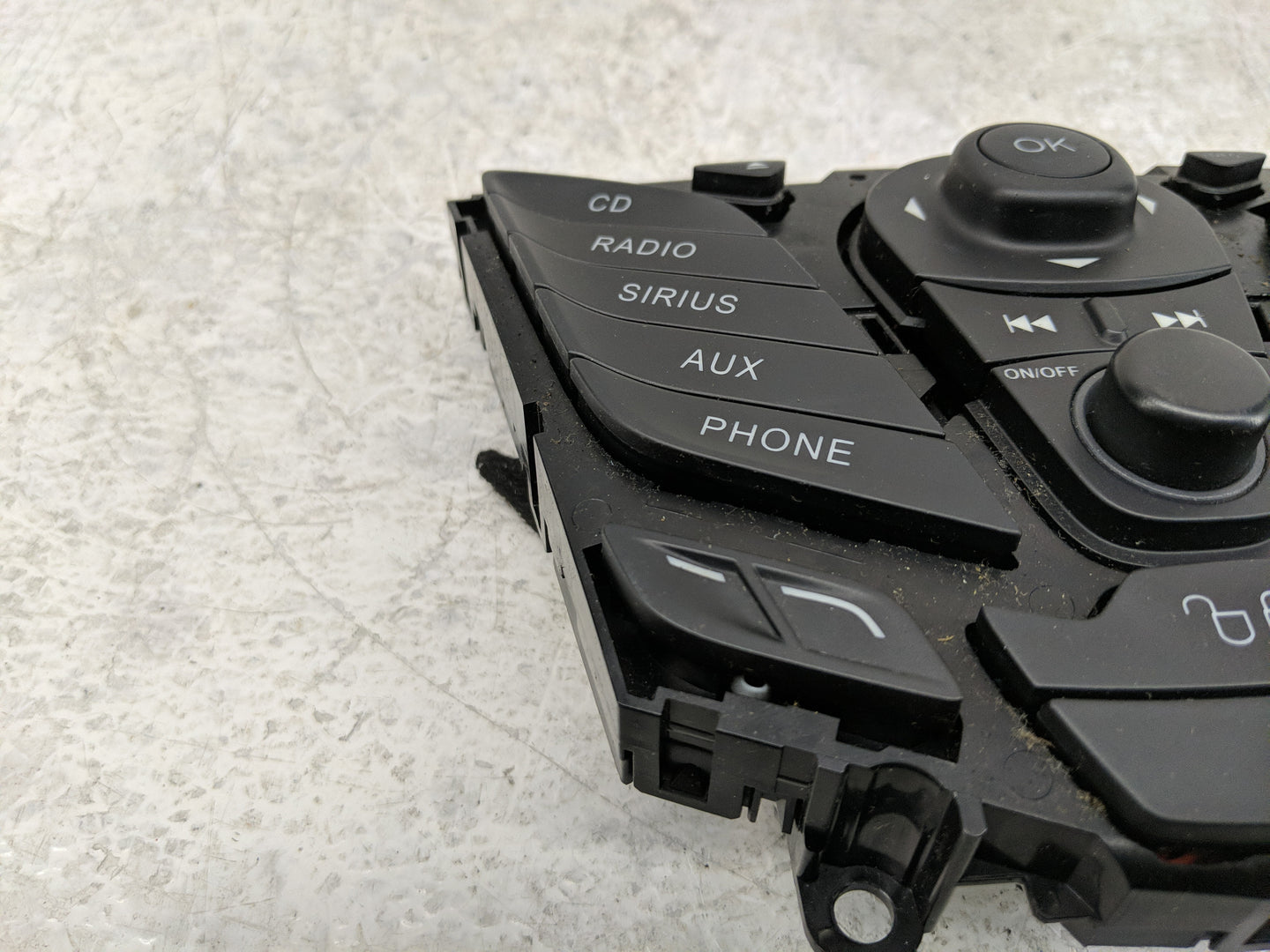 2011-2013 Ford Fiesta Radio AM FM Cd Player Receiver Replacement P/N:AE8T18K811BA Fits Fits 2011 2012 2013 OEM Used Auto Par