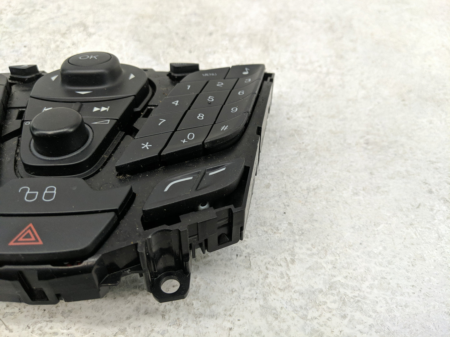 2011-2013 Ford Fiesta Radio AM FM Cd Player Receiver Replacement P/N:AE8T18K811BA Fits Fits 2011 2012 2013 OEM Used Auto Par