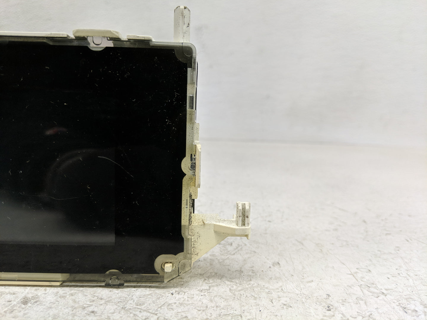 2013 Ford Fiesta Radio AM FM Cd Player Receiver Replacement P/N:DA6T-18B955-BB Fits OEM Used Auto Parts - Oemusedautoparts1.