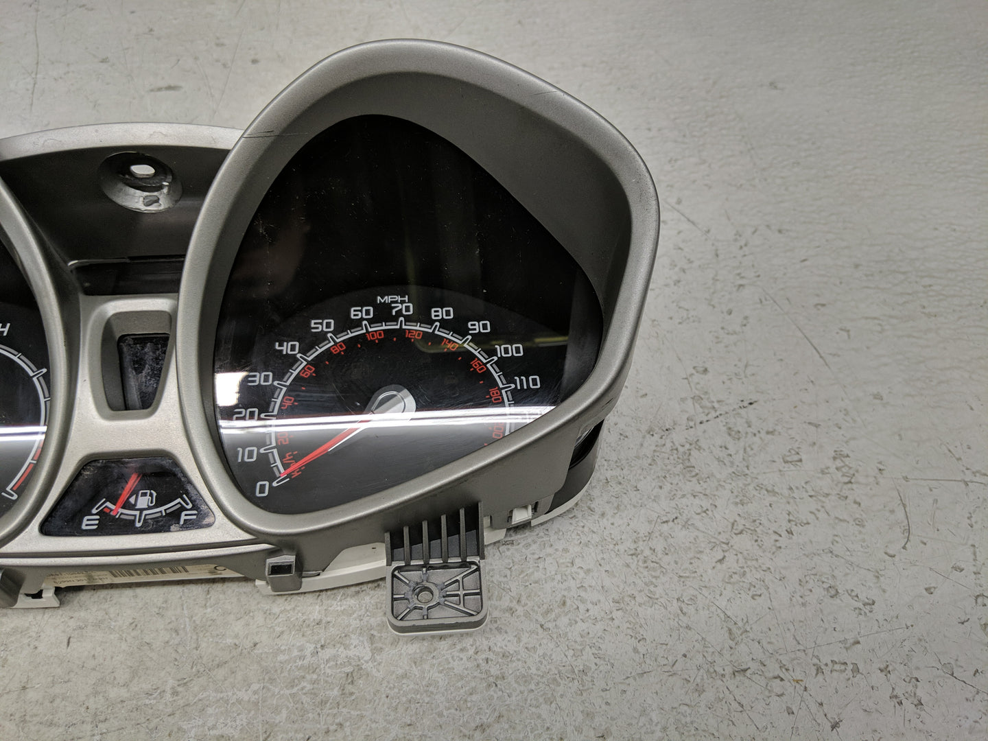 2012-2013 Ford Fiesta Instrument Cluster Speedometer Gauges P/N:DE8T-10849-CC Fits Fits 2012 2013 OEM Used Auto Parts - Oemu