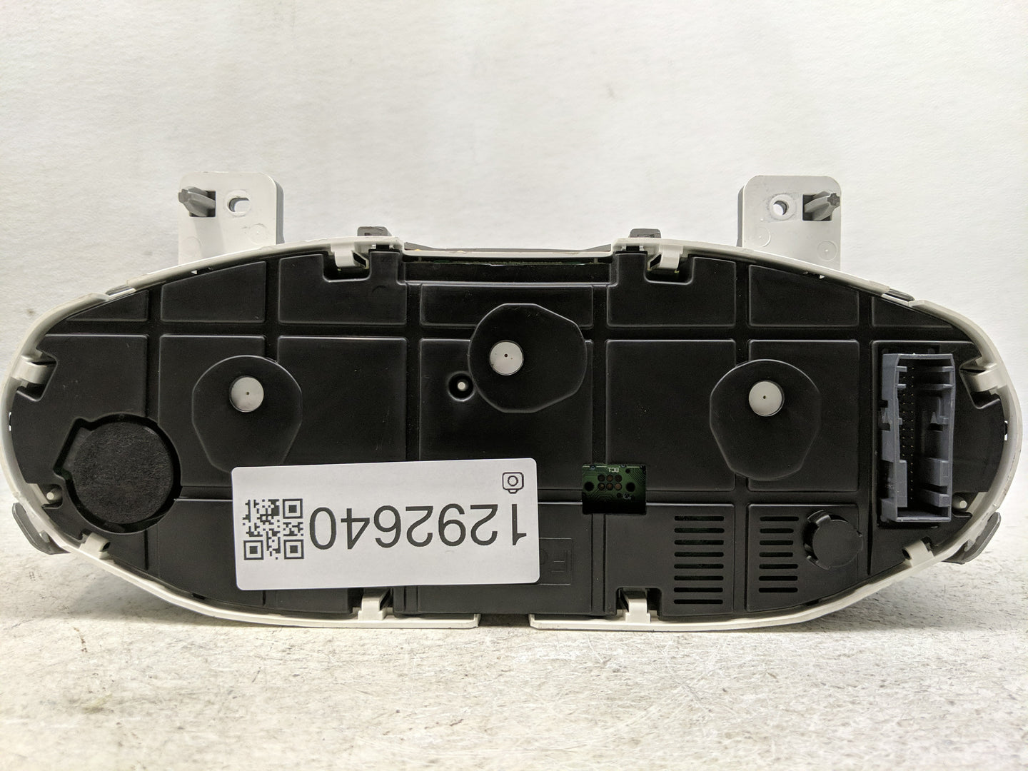 2012-2013 Ford Fiesta Instrument Cluster Speedometer Gauges P/N:DE8T-10849-CC Fits Fits 2012 2013 OEM Used Auto Parts - Oemu