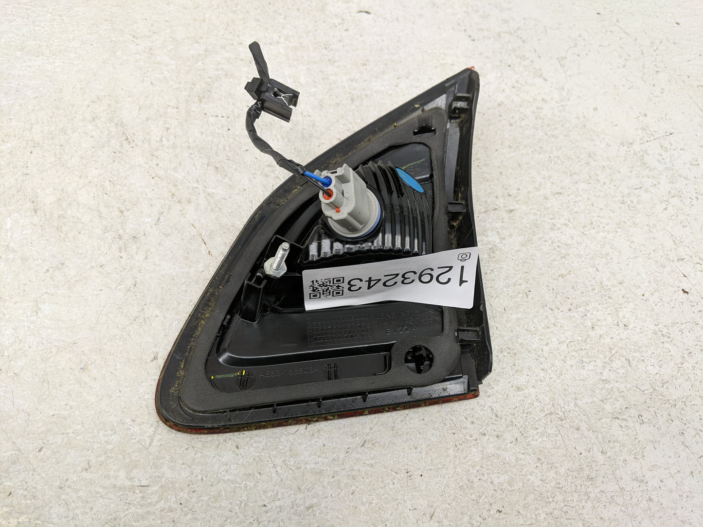 2011-2013 Ford Fiesta Tail Light Assembly Driver Left OEM P/N:AE83-15B503A AE83-15B503-AC Fits Fits 2011 2012 2013 OEM Used 