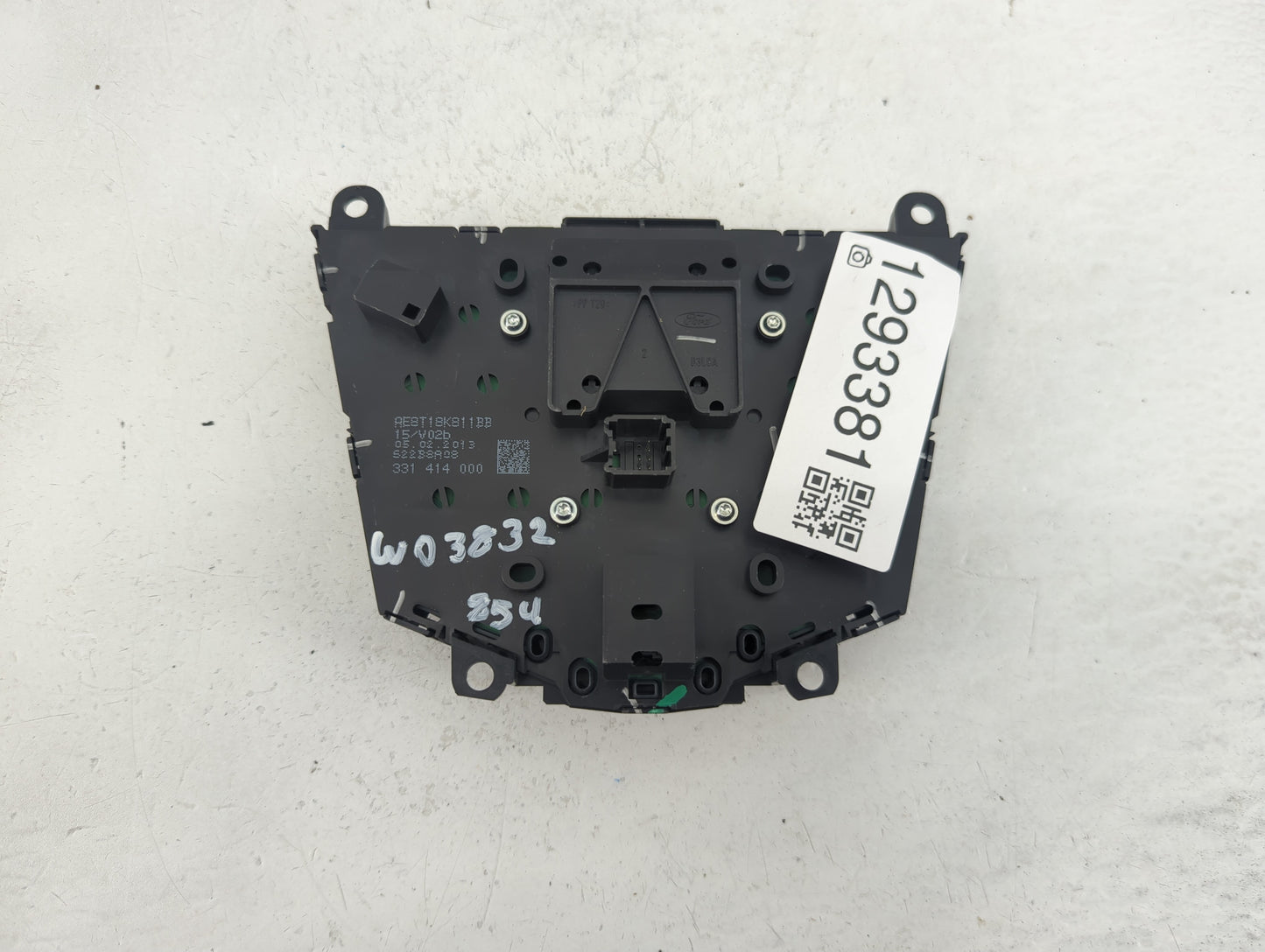 2013-2013 Ford Fiesta Radio Control Panel - Oemusedautoparts1.com