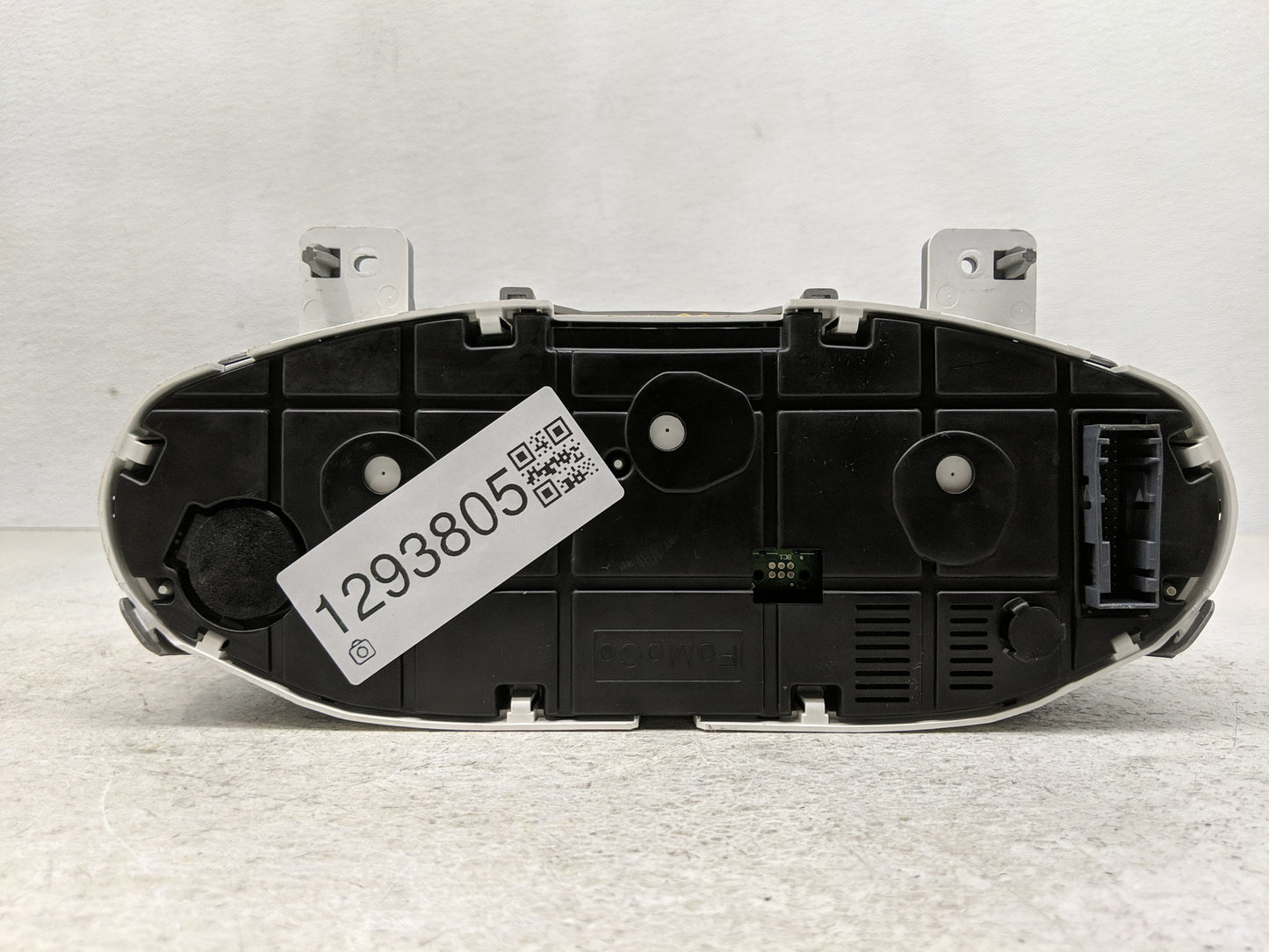 2012-2013 Ford Fiesta Instrument Cluster Speedometer Gauges P/N:DE8T-10849-CC Fits Fits 2012 2013 OEM Used Auto Parts - Oemu