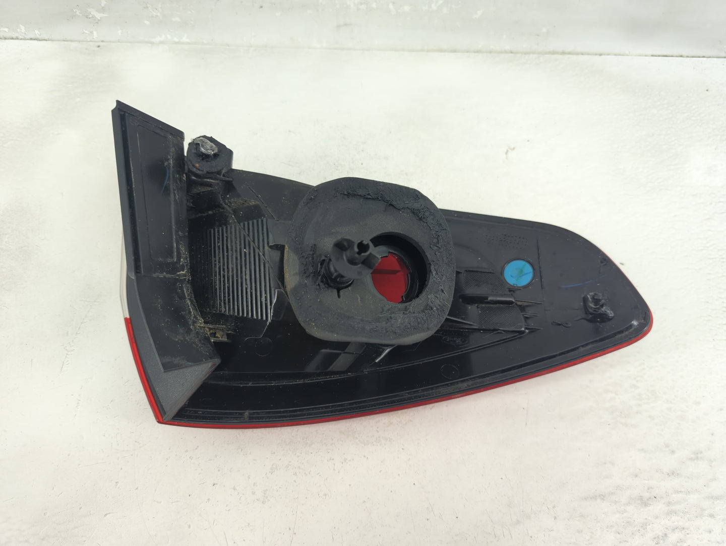 2011-2013 Ford Fiesta Tail Light Assembly Passenger Right OEM P/N:AE83-13B504-AC Fits Fits 2011 2012 2013 OEM Used Auto Part