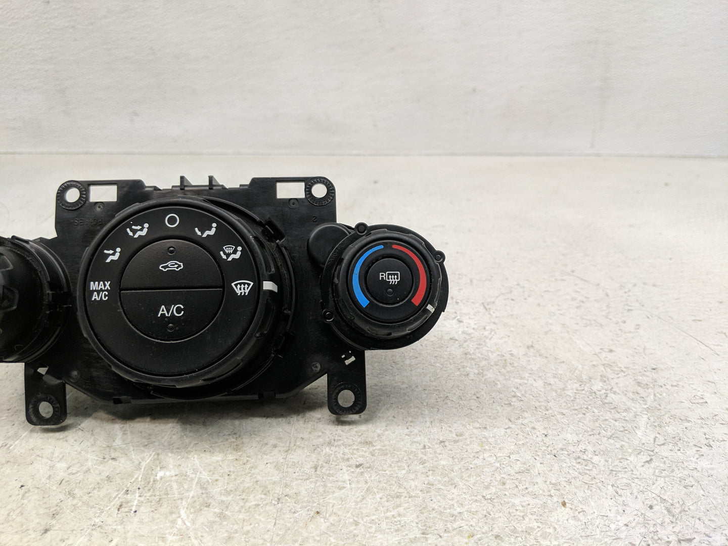 2011-2013 Ford Fiesta Climate Control Module Temperature AC/Heater Replacement P/N:U107T 18549, 19980 Fits Fits 2011 2012 20