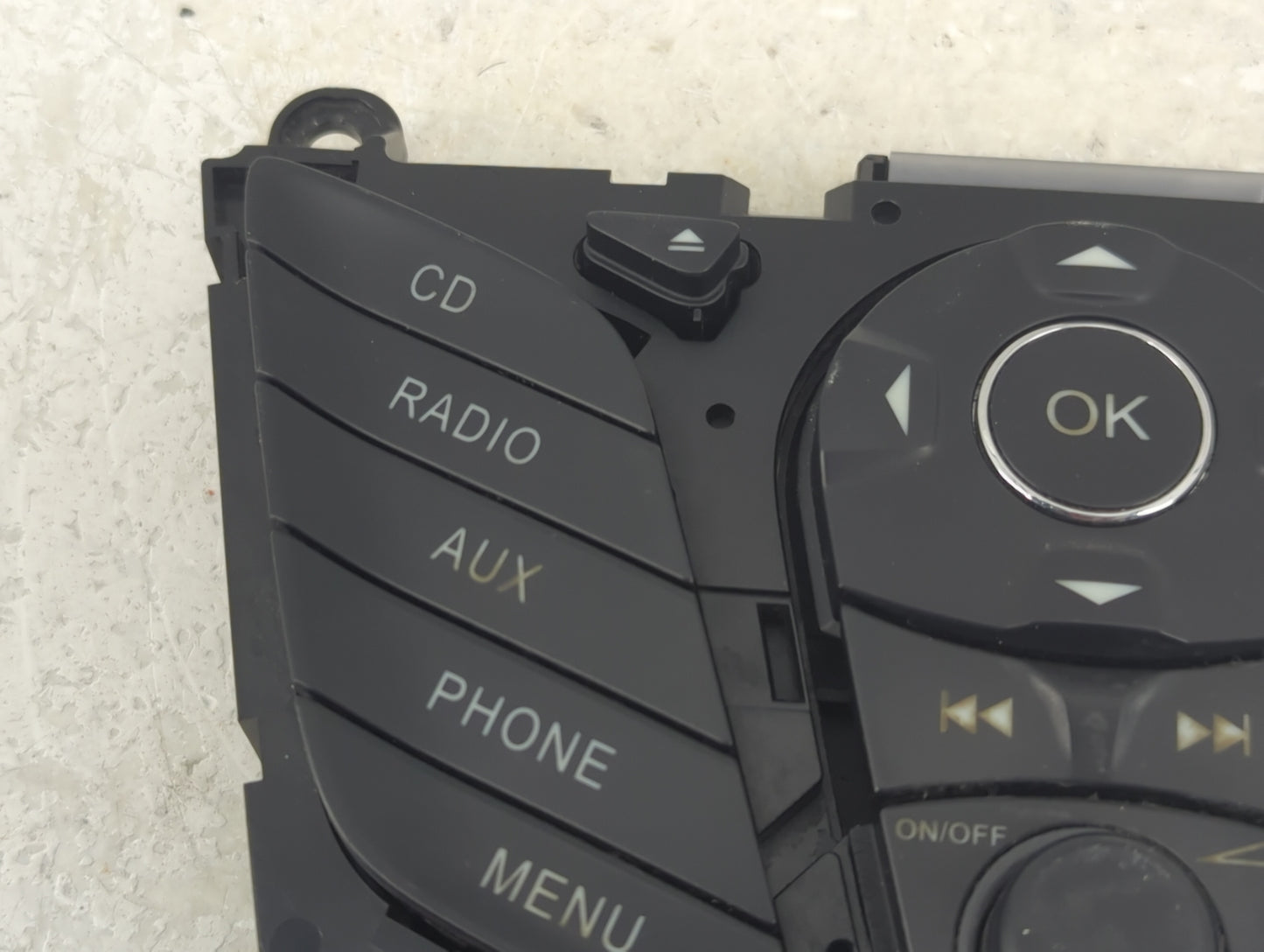 2013-2013 Ford Fiesta Radio Control Panel - Oemusedautoparts1.com